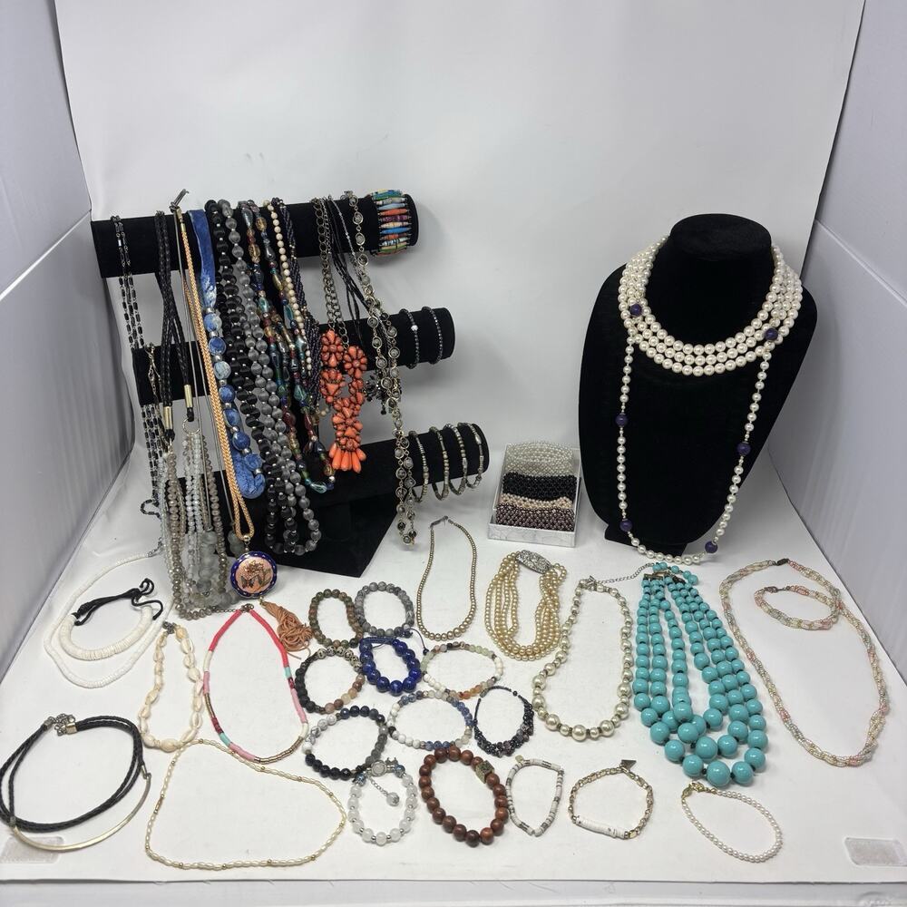 Vintage Costume Beaded Jewelry Lot Necklaces Stone Faux Pearl Statement READ